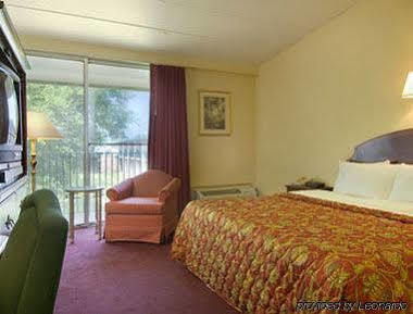 Days Inn By Wyndham Portage Indiana Dunes National Park Экстерьер фото